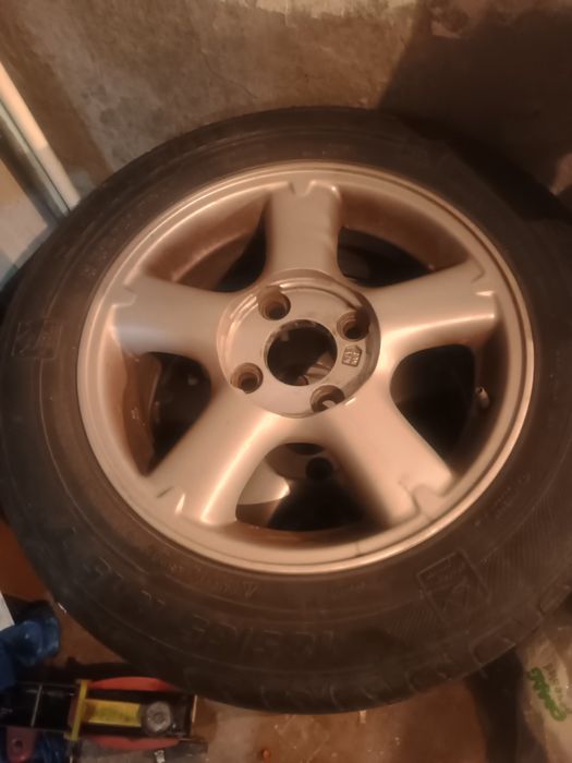 Алуминиеви джанти от Нисан Алмера 15ки 4-114,3