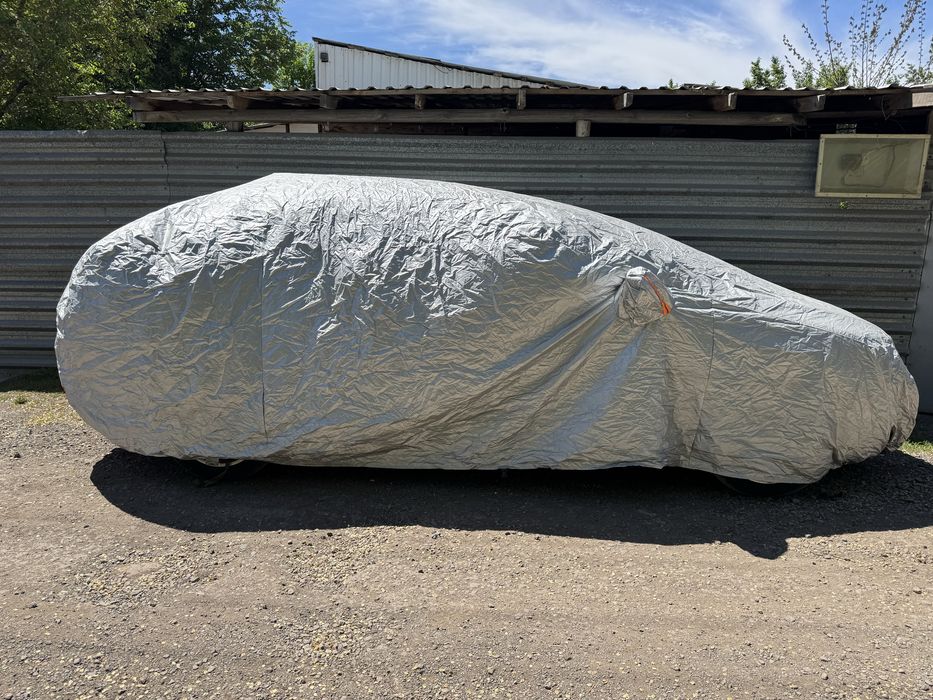 Продам чехол для автомобиля, тент для машины универсальный, защитный