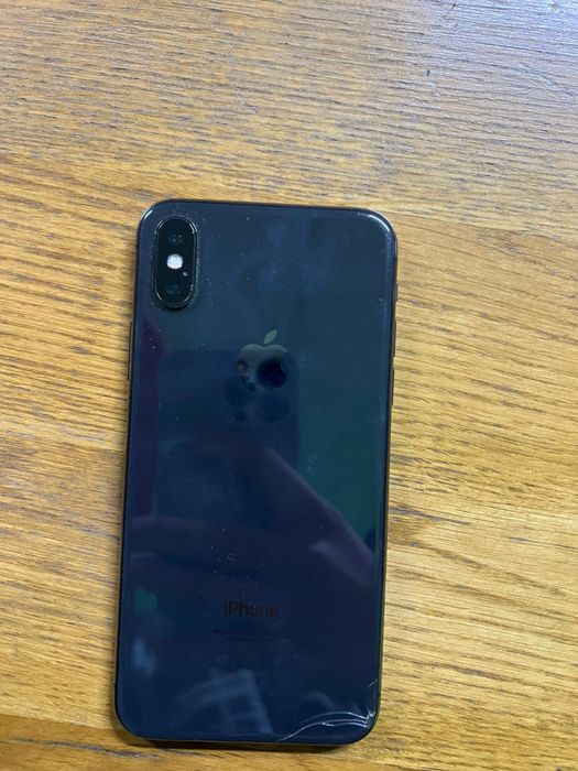Vând iphone X se vinde urgent!!