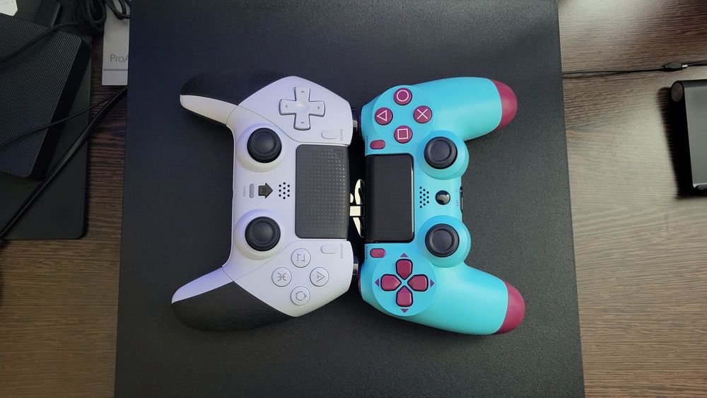 PS4 Pro MODAT cu Goldhen model CUH-7216B