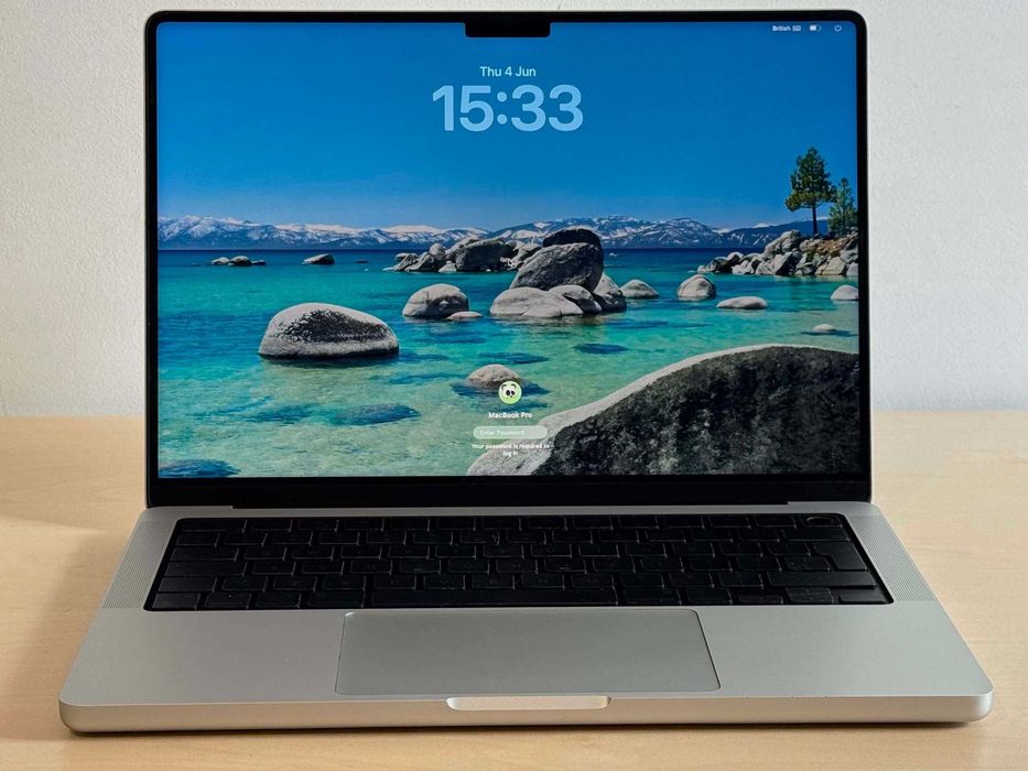 Бартер! Перфектен! Apple Macbook Pro M1 14" ( 2021 )