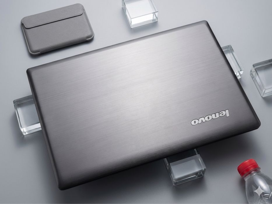 Ofertă Laptop Lenovo 580 / 8GB RAM / Baterie 5-6 ore