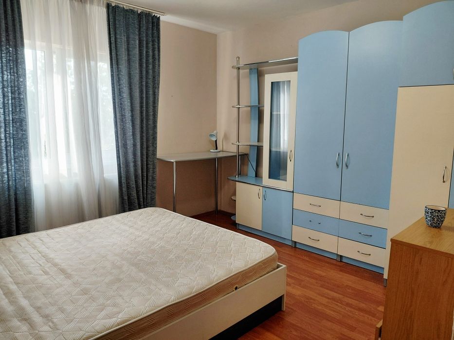 Dau in chirie ap PB 2 camere et 4, Pta Rogerius