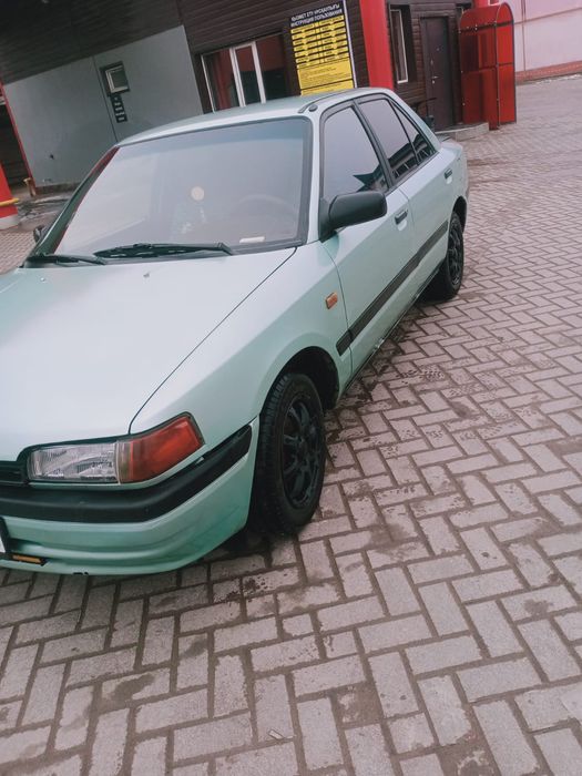 Мазда 323 сатылады