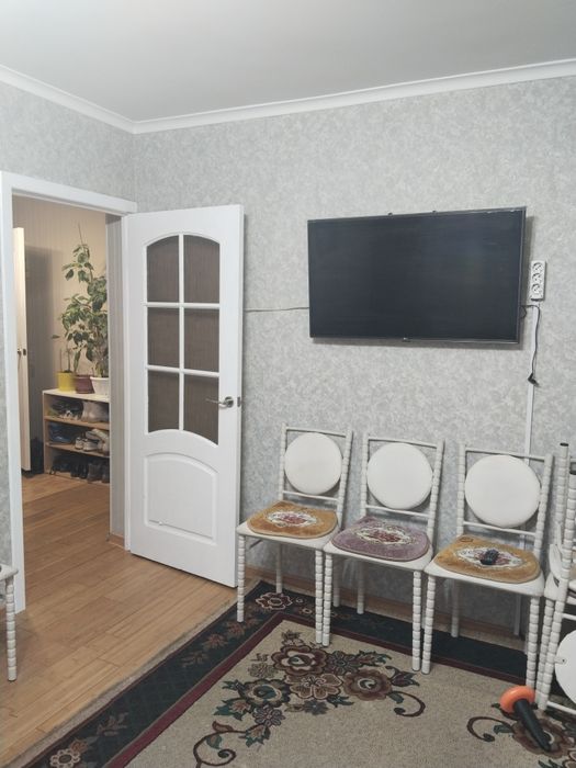 Продам квартиру 4 комнатную