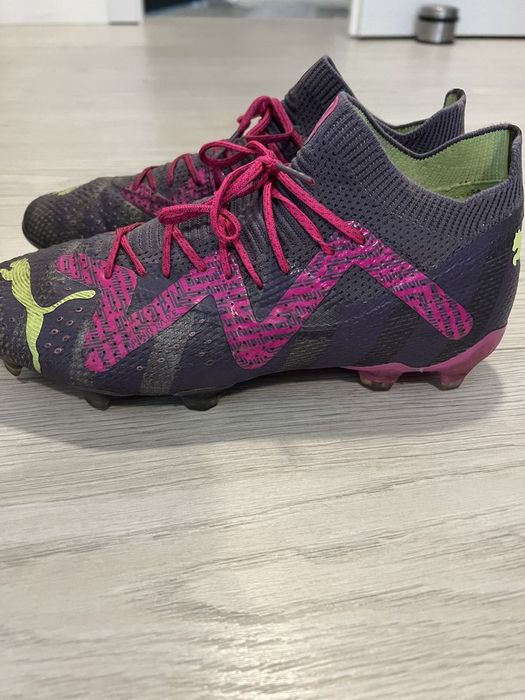 Ghete fotbal PUMA FUTURE profesionale