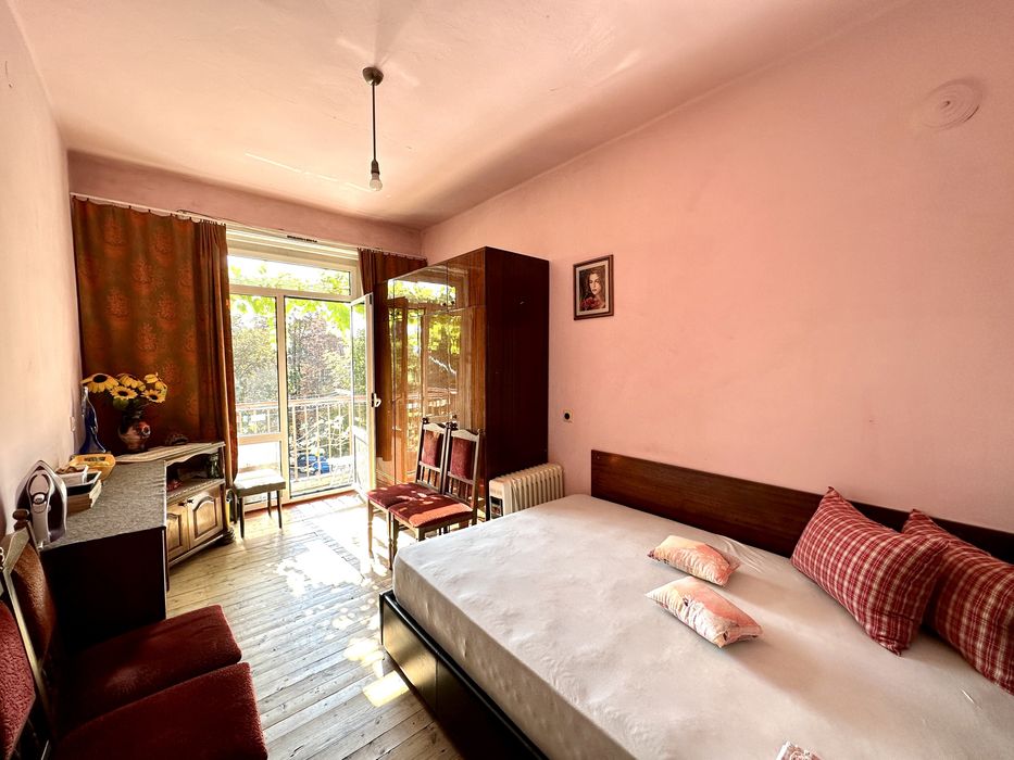 Продава се Двустаен апартамент в Велико Търново, Център - 63 кв.м за 1417 €/кв.м - Снимка #4