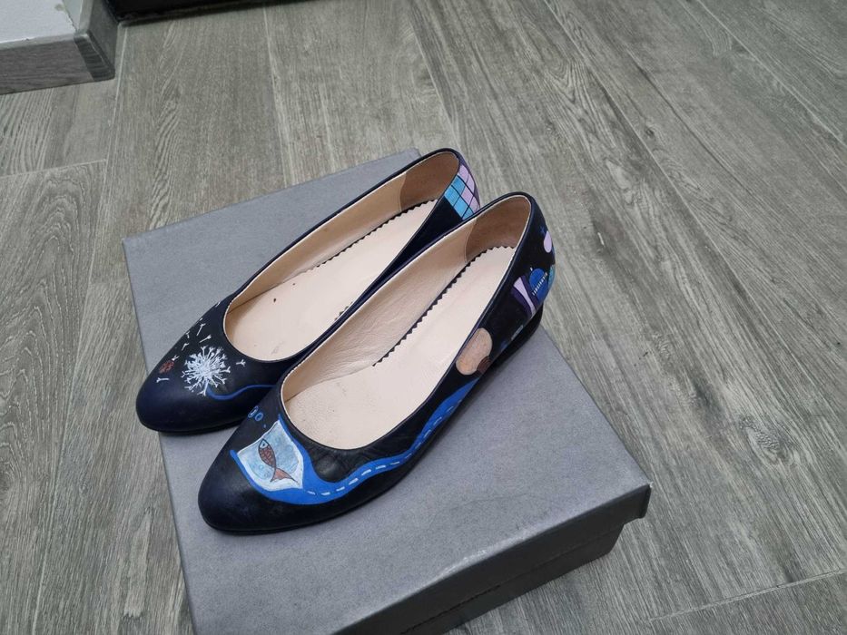 Balerini din piele pictati manual, marime 37