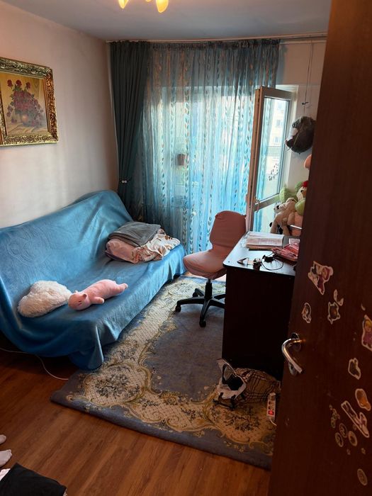 3 camere Crângași BCR