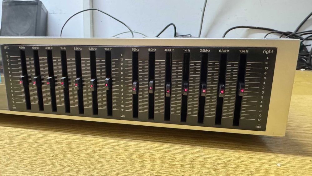 Egalizator Technics SH-8044