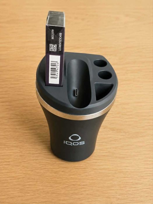 Scrumiera inteligenta iqos