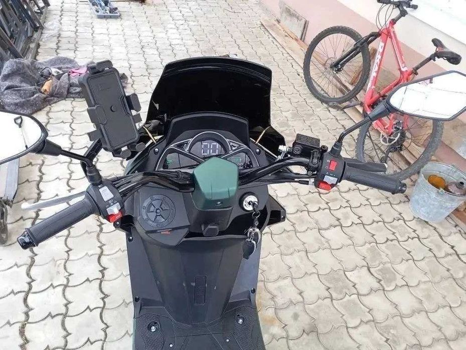 Мопед Tezza MAXI 150