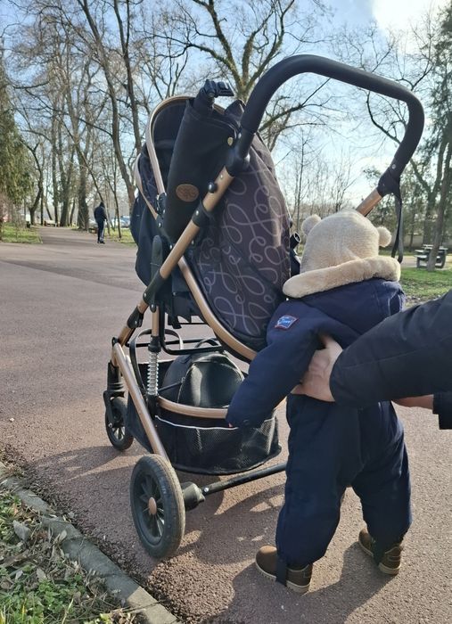 Cărucior bebe 3 în 1 + cadou