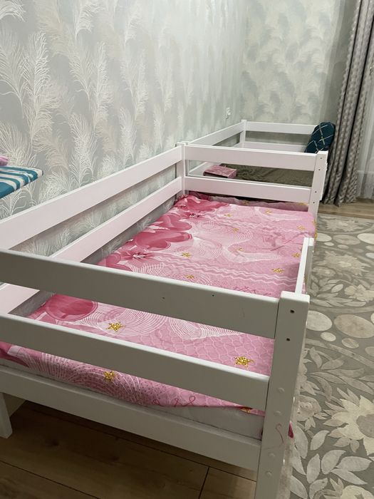 2 штук Ақ төсек сатылады