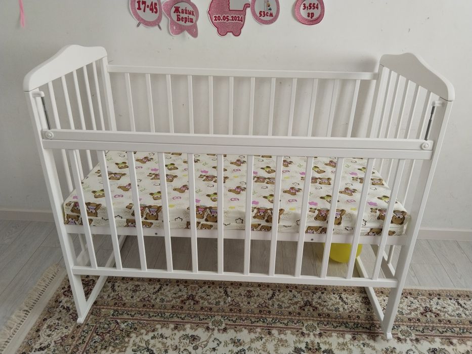 Манеж с матрасом