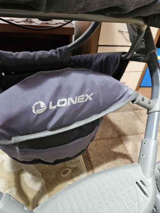 Детская коляска.