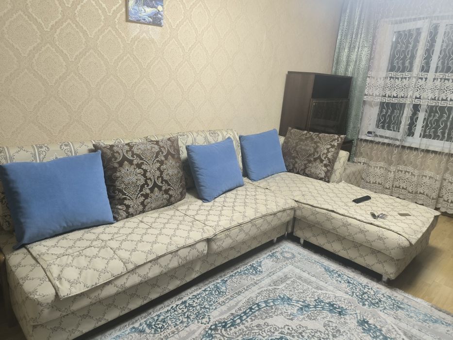 Диван угловой, бу