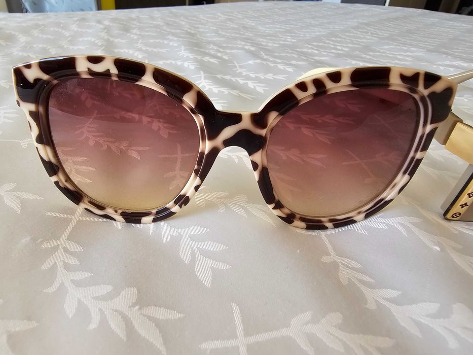 Дамски слънчеви очила