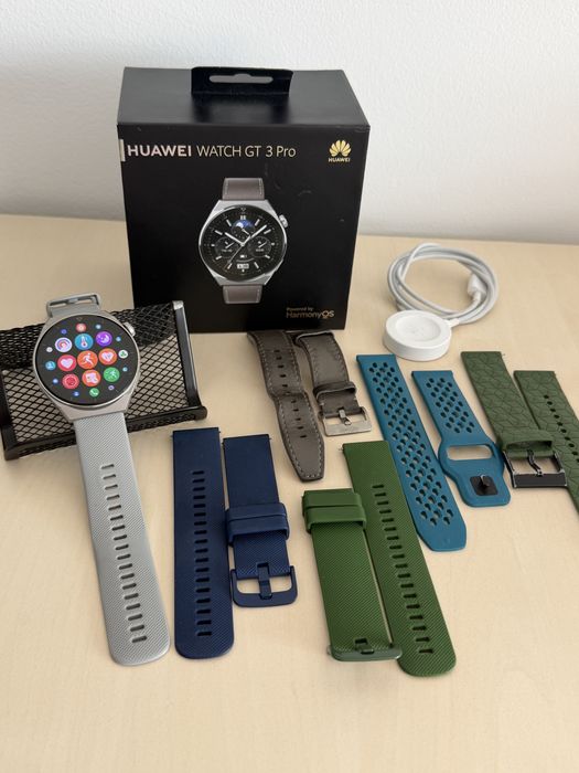 De vanzare Huawei GT3 Pro, factura, cutie si 6 curele de rezerva