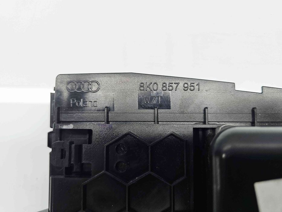 Scrumiera Audi A4 (8K5, B8) Avant [Fabr 2008-2015] 8K0857951