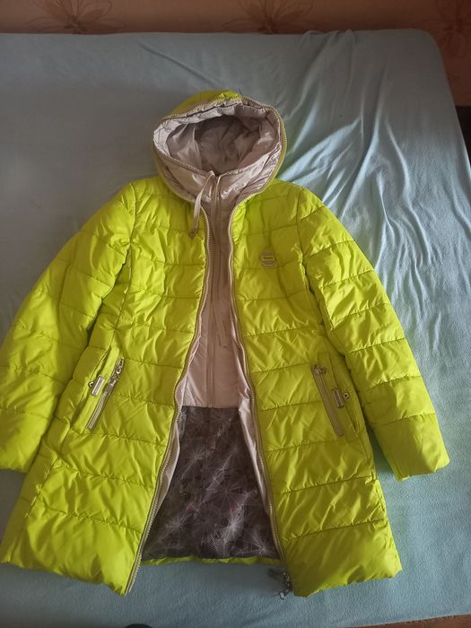 продам молодёжную куртку