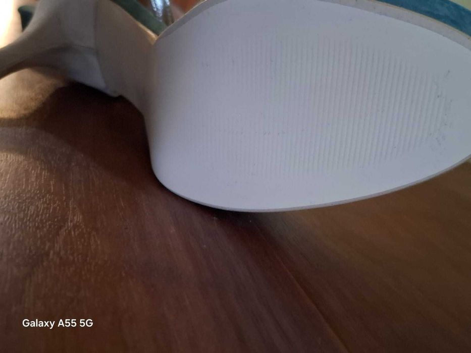 Sandale cu toc din piele intoarsa nr 39