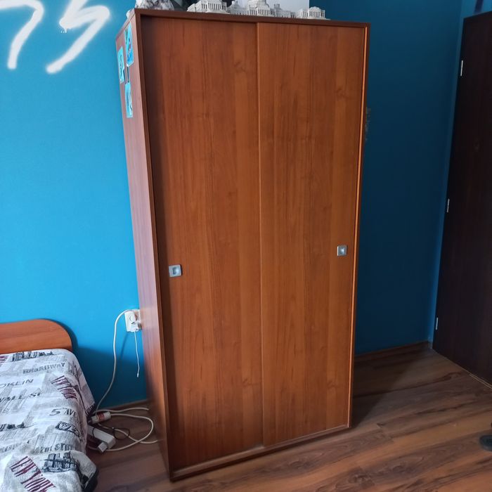 Гардероб , Бюро .