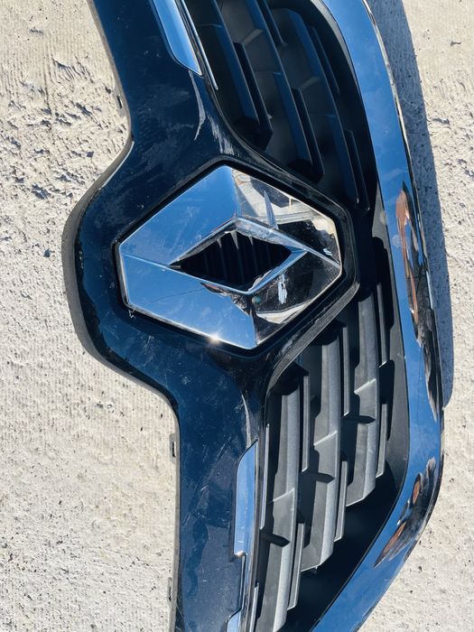 Решетка за Renault Captur