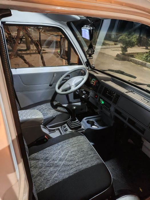 Labo srochno sotiladi