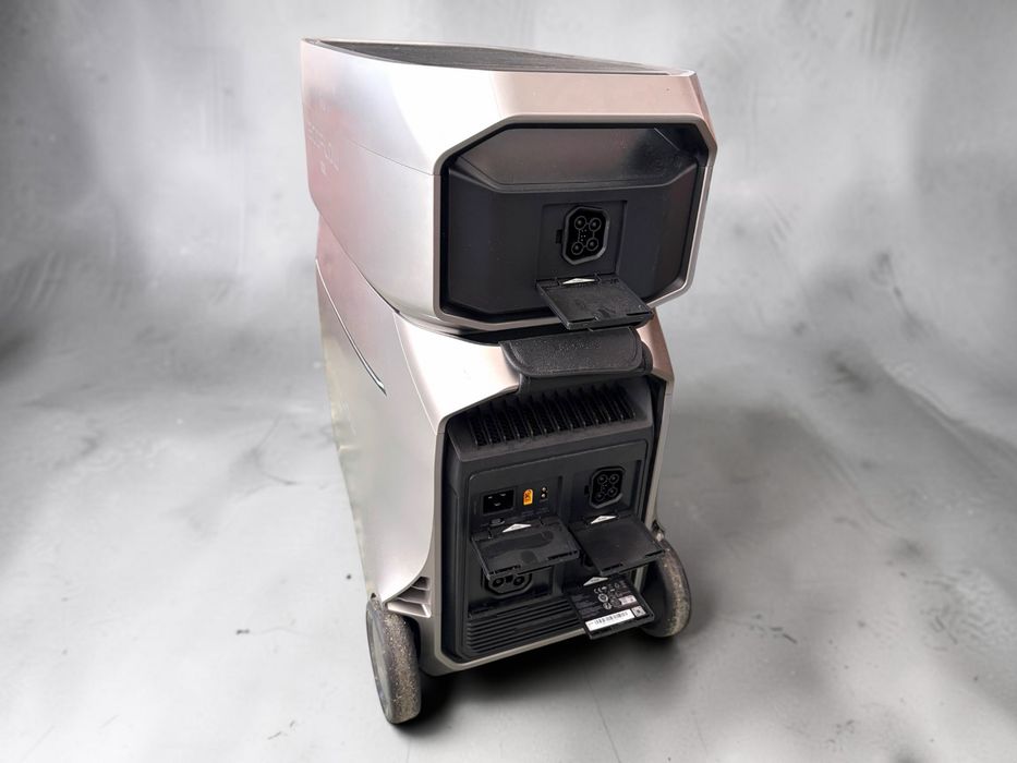 Зарядна станция EcoFlow DELTA Pro 3 + Smart Extra Battery