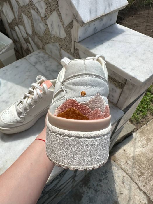 Дамски маратонки Adidas Forum bold white blush 39.1/2