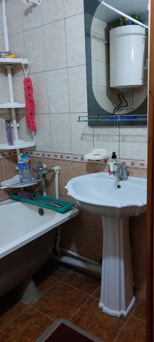 Квартира 2 хонали, Центральная аптека