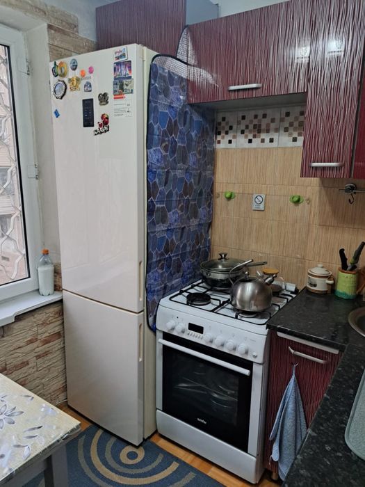 Холодильник продам