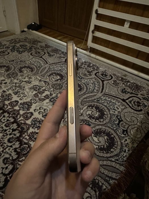 Zulik bilan sotiladi 16 pro max iphone