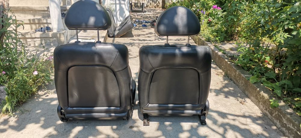 Кожен салон Hyundai Coupe