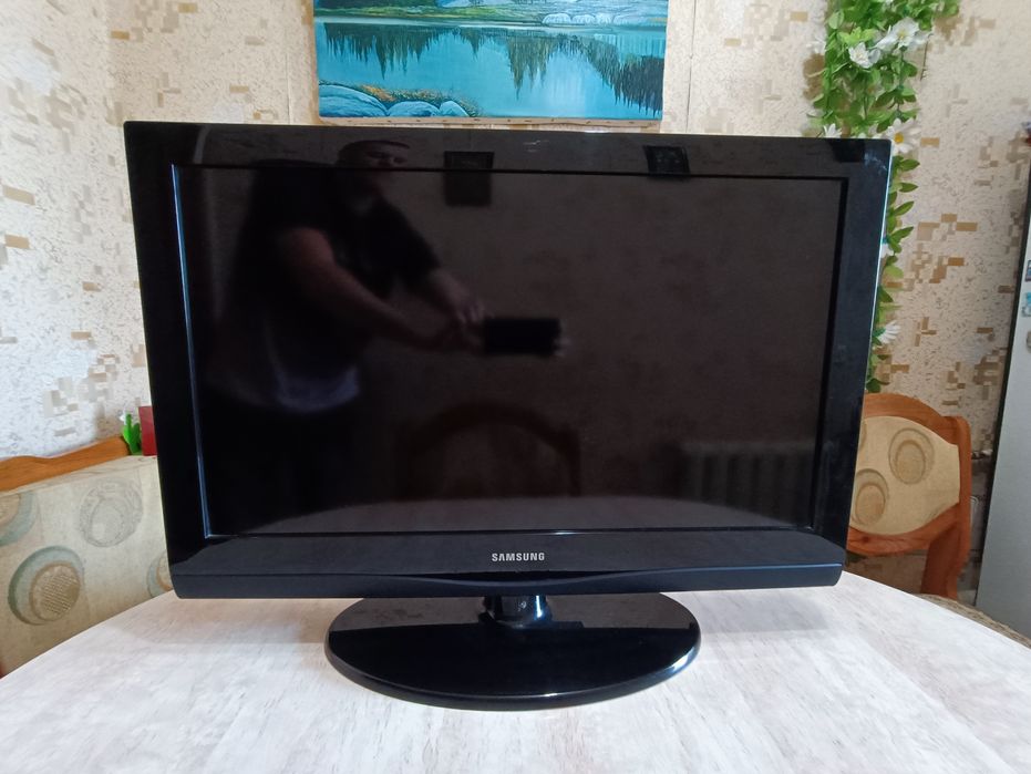 Телевизор Samsung 32