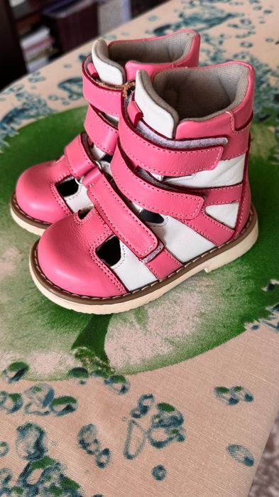 Обувь детская  22 размера