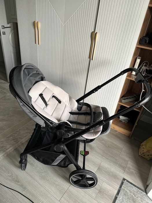 Красивая коляска