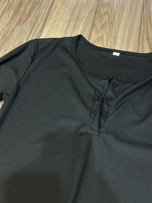 новая кофта черная