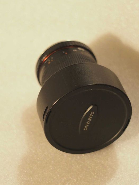 Samyang 14mm f/2.8 - Pentax K