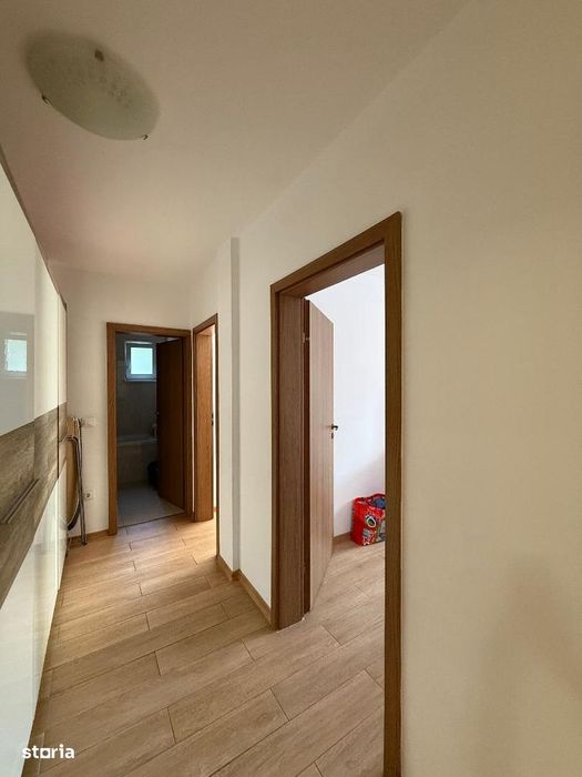 De inchiriat Apartament 3 camere cu teren, zona Cetate Lidl.
