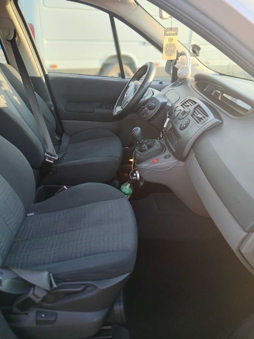 Renault Grand Scenic 2
