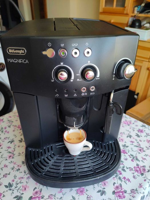 Delonghi magnifica  Esam 4000 B ex:1