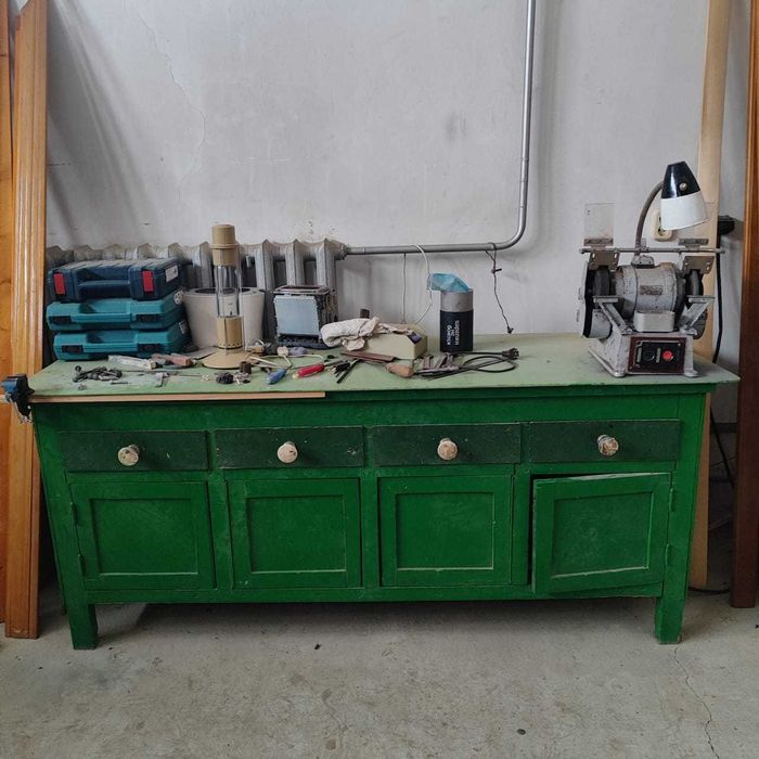 Продам столы, верстаки (рабочие, слесарные, для гаража)