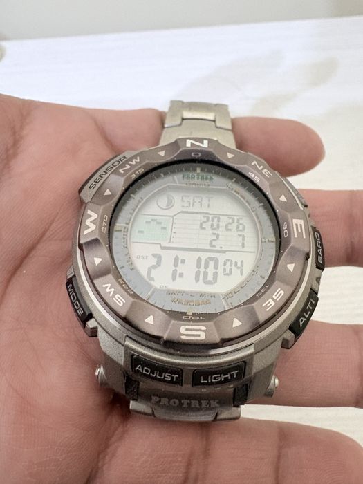 Продам часы CASIO PRG-250T