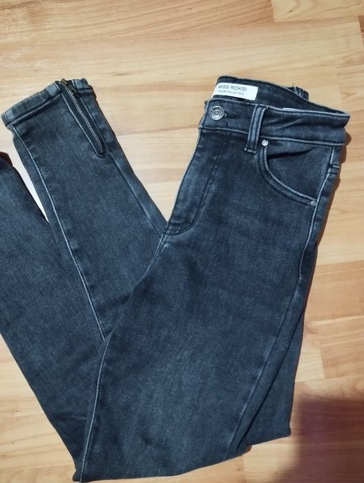 Blugi noi negri s