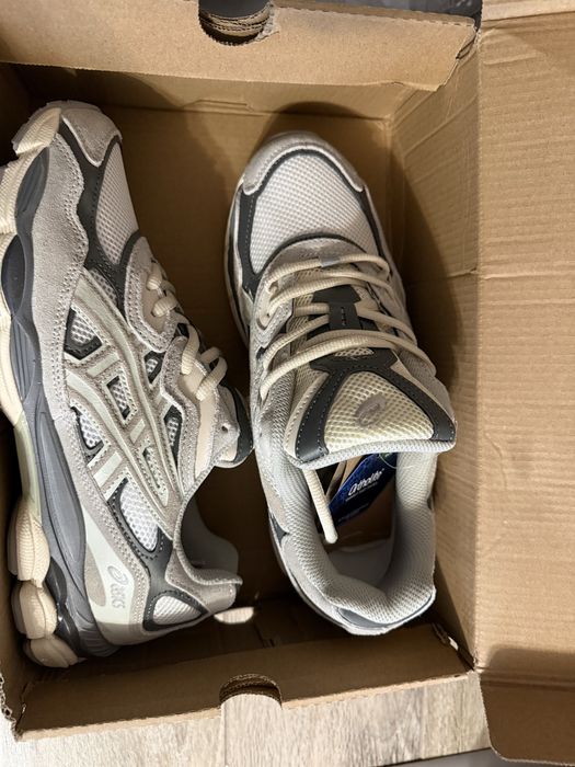 Asics Gel NYC Cream/Oyster Grey Noi