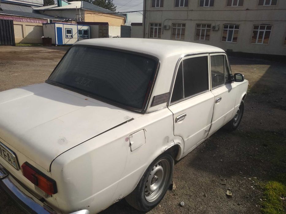 Ваз21013 срочно сотилади