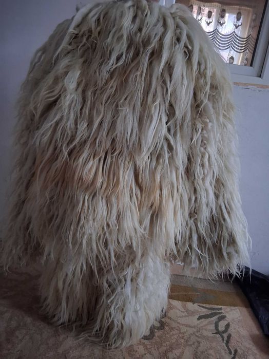 Кукерски Естествен Дългокосмен Костюм