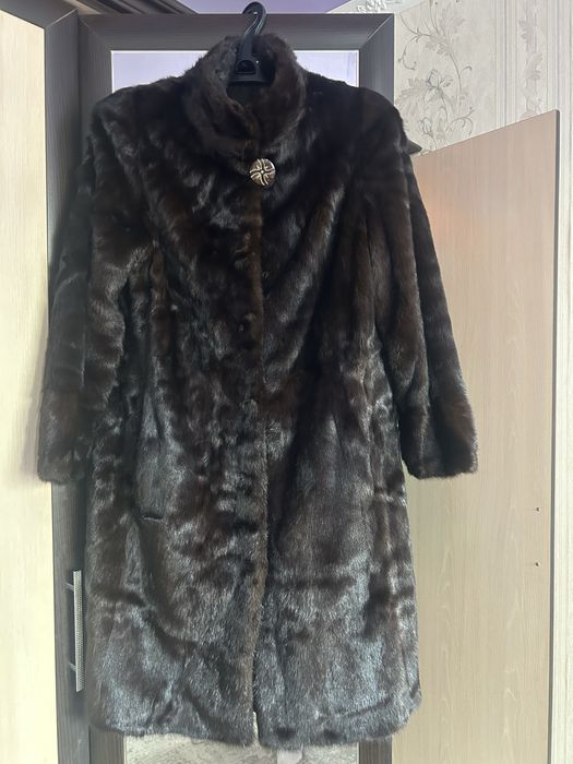 Продам норковую шубу